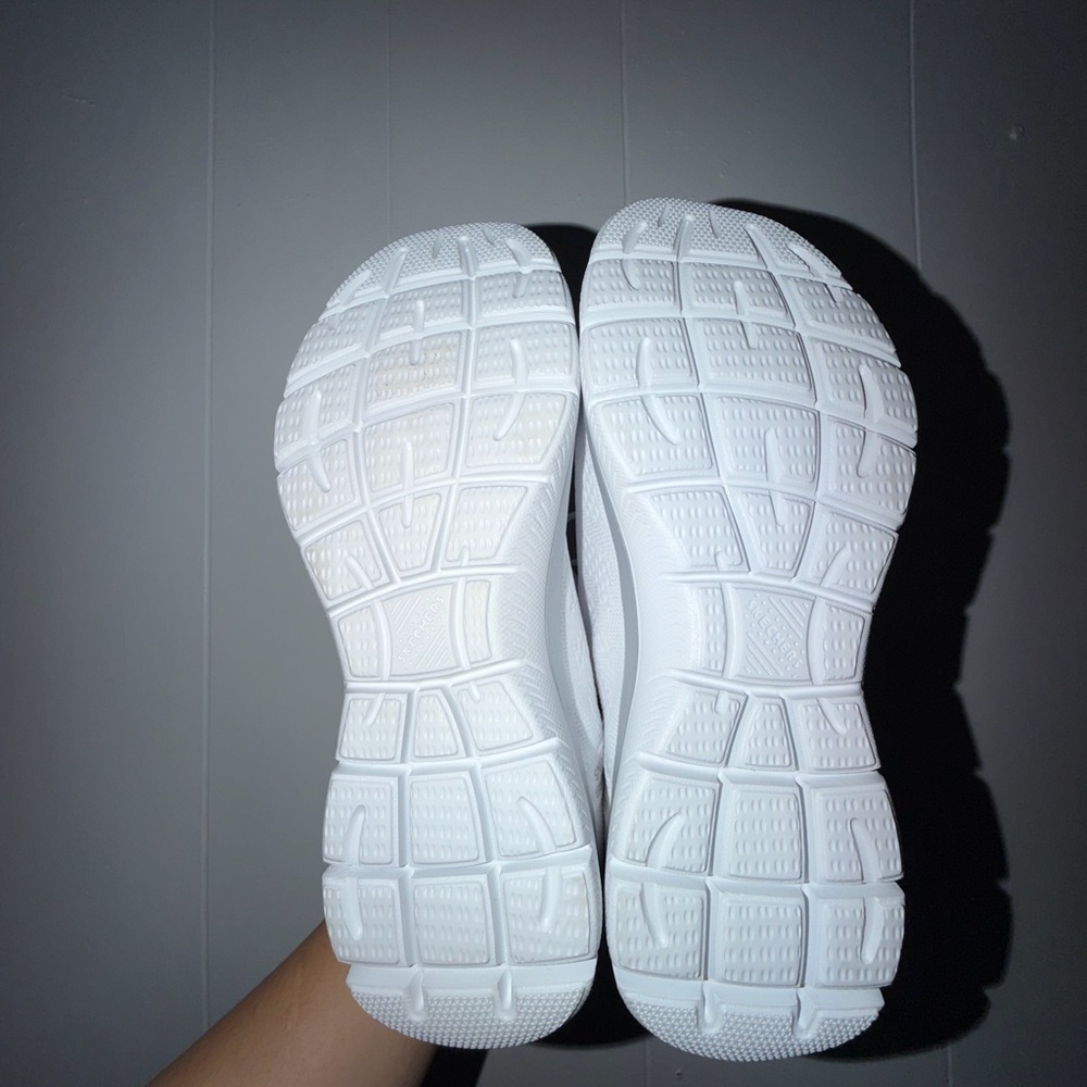 Women Skechers White and Silver Slip-On Trainer - Picture 4 of 8